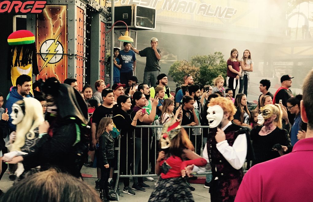 2017 Review Six Flags Magic Mountain Fright Fest – Creepy LA: The Los ...
